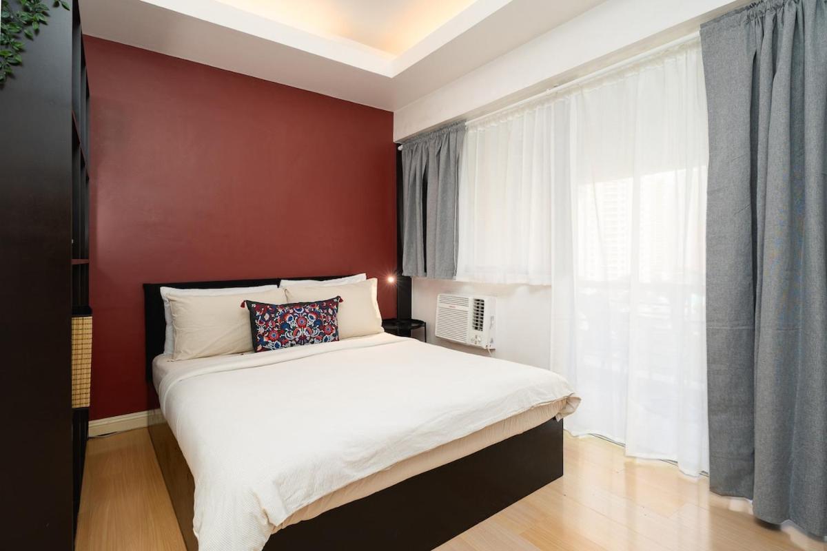 Tranquil Greenbelt Makati - Free Pool Access Apartment Manila